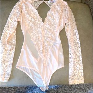 Lace body suit